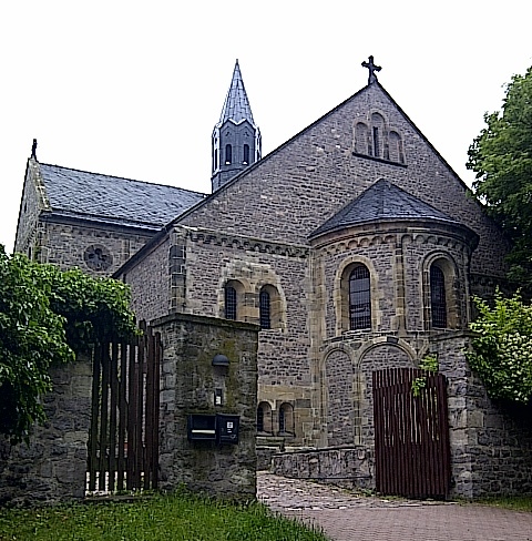 Stiftskirche auf dem Petersberg